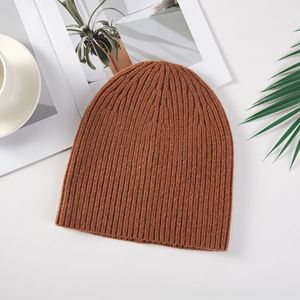 Bonnets d'hiver en <span class=keywords><strong>cachemire</strong></span> pur pour femmes - Logo personnalisé de créateur, luxe, mode, tricot chaud, tissu côtelé courant, pour les voyages d'affaires - Product Image 5