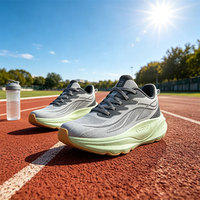 Fabricant de chaussures de course personnalisées en gros – Logo, couleur et matériau personnalisables – Chaussures de sport d'extérieur respirantes à empeigne en maille épaisse pour femmes et hommes