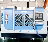 Centre de fraisage CNC à grande vitesse 3 axes Vmc 650 Siemens/GSK/FANUC prix du centre d'usinage CNC vertical