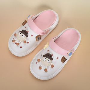 By-1610 Sandales Crocs pour femmes, à bout fermé, antidérapantes, à semelle épaisse, motif 'Petite boule de charbon' en forme de cœur, pour l'été, la plage et toutes saisons - Product Image 5