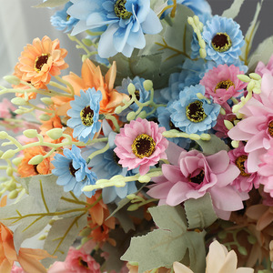 Dahlias artificiels Xinchengzhi 30cm-100cm en soie pour décoration de mariage et de maison, arrangement floral - Product Image 1