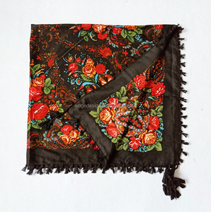 Stile russo pronto per <span class=keywords><strong>la</strong></span> spedizione in Ucraina scialle scialle sciarpe con stampa floreale donna cotone quadrato scialle sciarpa con stampa floreale - Product Image 3