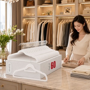 LYDHoome Perchas de Terciopelo Antideslizantes para Hotel, de un Solo Nivel, con Gancho Giratorio de 360 Grados, Ahorro de Espacio, Organizador de Armario - Product Image 1