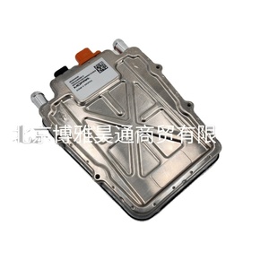 Chauffage à batterie hybride d'usine 68443445AC 68237427AF pour Jeep Chrysler Grand Jielong RU Mo-par - Product Image 3