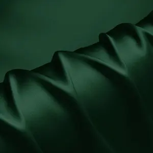 Tela de seda 100% 40mm Satén de seda charmeuse 45 "ancho color verde oscuro para camisas de seda, vestido