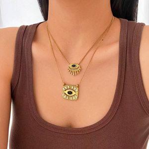 Myneck Aksesori kalung liontin manik-manik emas wanita, Aksesori baja tahan karat berlapis emas 18k perhiasan zirkon mata hitam - Product Image 1