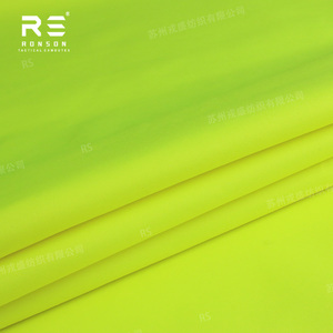 Hi-viz fluorescente neón Lucifer amarillo 500D + 1000D escuadrón duradero Cordura laminado combinado tela táctica laminada - Product Image 2