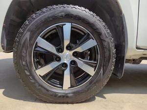 Venta caliente de <span class=keywords><strong>segunda</strong></span> <span class=keywords><strong>mano</strong></span> Pick up Truck Usado 3 Ton Light Truck <span class=keywords><strong>Camper</strong></span> 4x4 165HP Camioneta Pickup - Product Image 3