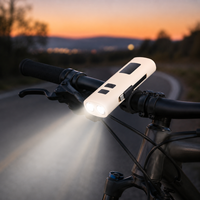 Linterna LED Recargable Z818 de ABS Color Marfil con Banco de Energía Integrado, USB/Tipo-C, Resistente al Agua IP44, 400 Lúmenes, Modos Alto/Bajo/Flash/Rojo, para Camping