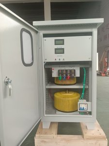 밀폐전압 안정기가 추가된 단상 20KVA 실외용 전압 안정기 전자동 DBW-H-20KVA - Product Image 3