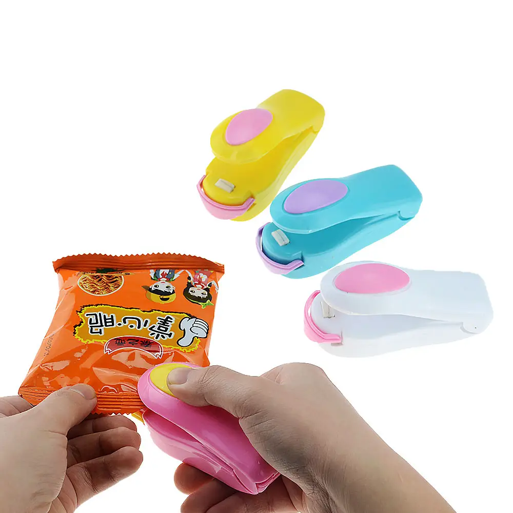 Sacchetto di immagazzinaggio del pacchetto di plastica pratiche guarnizioni adesive per Snack alimentari termosigillatrice portatile Mini sigillatrice