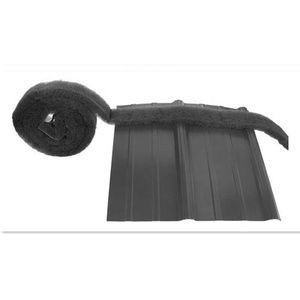 Ventilation à base de polyester, rouleau de ventilation pour toiture de 20 pieds, prévient les problèmes de ventilation des gouttières et des crêtes, mousse d'air pour la ventilation des crêtes - Product Image 1
