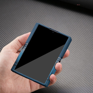 เคสโทรศัพท์แม่เหล็กเนื้อคาร์บอนไฟเบอร์สุดหรูสำหรับ Samsung Z Fold 8 Ultra 4 5 6 7 พร้อมฟิล์มกันรอยหน้าจอ ป้องกันการกระแทก - Product Image 3