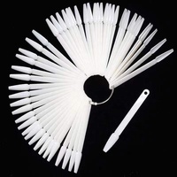 En gros 50 pièces/ensemble forme d'éventail tête pointue ongles nuancier couverture complète faux ongles conseils Nail Art nuancier affichage