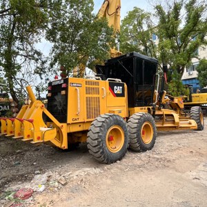 รถเกรดเดอร์มือสองคุณภาพสูง Cat140G จากญี่ปุ่น รวมถึง 140H 140K รถเกรดเดอร์ไฟฟ้า ลดราคา อะไหล่หลัก เครื่องยนต์ ปั๊ม - Product Image 6