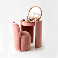 Coiffeuse de luxe design pour chambre à coucher, avec miroir pliable et espace de rangement, idéale pour les petites pièces