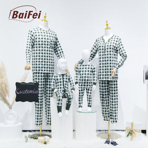 Pyjamas personnalisés pour adultes vêtements de nuit pour hommes vêtements de détente assortis pyjamas de bébé en bambou de Noël pour hommes ensemble de vêtements de nuit vêtements de famille - Product Image 6