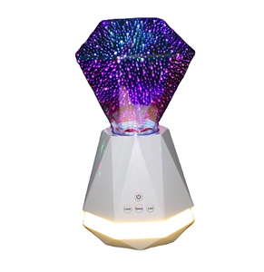 2024 Proyector LED de diamantes 3D personalizado global regalo único Luz nocturna láser con altavoces Luz ambiental Lámpara de mesa de rotación 360 - Product Image 1