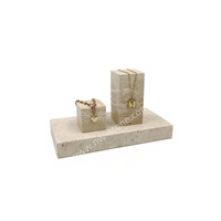 Support de présentation et organisateur de bijoux en pierre de travertin moderne NANWEI, design incurvé, forme irrégulière, décoration créative pour la maison