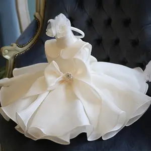 OEM 4 ans fille enfants haute qualité Tulle blanc pleine longueur robe de bal pour mariage enfants fleur filles robes