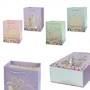 Confezione da 12 Sacchetti Regalo in Carta Promozionale, Ideale per Regali e Pacchetti Omaggio - Product Image 1