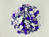 Prêt à expédier : Ensemble de Mahjong américain de luxe de 160 tuiles, avec tapis Chinoiserie Blue Willow et tuiles en acrylique gravées, pour le divertissement et le poker