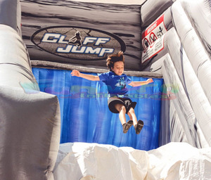 Gigante Niños Eventos al aire libre Salto que rebota <span class=keywords><strong>Castillo</strong></span> hinchable Juegos Hinchables Cliff Jump Juego inflable - Product Image 6