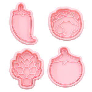 Moule à biscuits 3D en plastique personnalisable pour la série Légumes, motif aubergine et chou-fleur, pour pâte à modeler DIY - Product Image 1