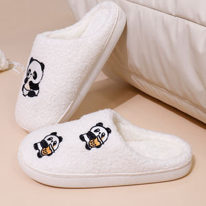 Nouvelles pantoufles en TPR pour femmes, design élégant, pantoufles en peluche pour femmes avec assurance qualité - Product Image 4