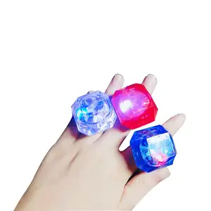 HotLight Up Rings Flashing Plastic Diamond Bling Ring LED Glow Party Favors for Birthday Bachelor Parties Weddings Raves Concert