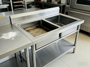 Équipement de cuisine de restaurant, évier <span class=keywords><strong>double</strong></span> <span class=keywords><strong>bac</strong></span> commercial en acier inoxydable pour cuisine de restaurant - Product Image 2