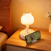 Lámpara de Escritorio con Forma de Cabeza de Gato SUZHERM, Enchufe con 3 Tomas de Corriente, 2 Puertos USB y 1 Puerto Tipo-C, Cable de 2 m, Enchufe Británico, Carcasa Resistente al Fuego, Duradera/Ecológica