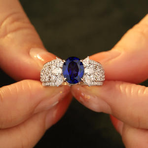 Anillo de Zafiro Ovalado de Plata de Ley con Piedras Cultivadas en Laboratorio, Joyería de Moda - Product Image 3