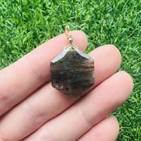 Cristaux naturels de haute qualité pendentif polyèdre coloré labradorite pendentif collier de pierres précieuses