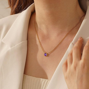 Collar <span class=keywords><strong>de</strong></span> Lujo para Mujer con Colgante Redondo <span class=keywords><strong>de</strong></span> Acero Inoxidable Chapado en Oro Clásico y Circonitas, con 12 Piedras <span class=keywords><strong>de</strong></span> Nacimiento Coloridas - Product Image 4