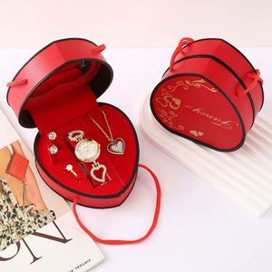 Coffret Cadeau Saint-Valentin Chinois pour Enseignants : Montre, Bague et Collier en Acier Inoxydable Écologique de Luxe Léger en Forme de Cœur - Product Image 1