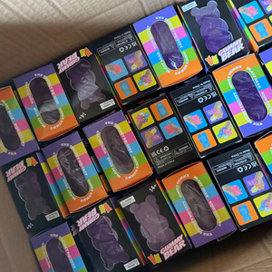 ของเล่นบีบหมีกลิตเตอร์ Taba Squeeze พร้อมกล่อง วัสดุมาลโตส ผลิตภัณฑ์ยอดนิยม - Product Image 6