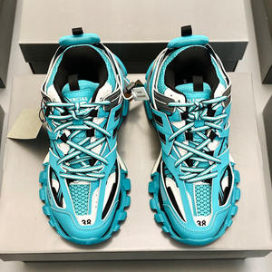 2025年畅销原创品质奢华设计师品牌休闲鞋厚底运动鞋LED灯风格步行鞋 - Product Image 5