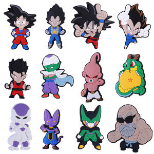 2023 nueva llegada al por mayor PVC diseño personalizado Cool animación encantos Saiyan zapato decoraciones accesorios caliente <span class=keywords><strong>dibujos</strong></span> <span class=keywords><strong>animados</strong></span> Zueco encanto - Product Image 1