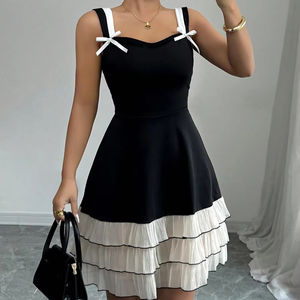 Vestido elegante de tirantes con corte en U y cintura natural, estilo pastel de varias capas en contraste, ideal para el verano y el otoño. - Product Image 1