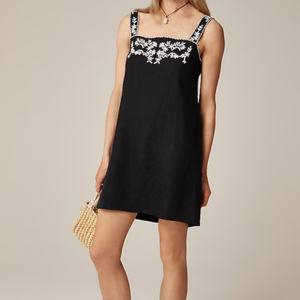 ชุดเดรสผ้าลินินลำลองสำหรับผู้หญิง คุณภาพสูง ผลิตตามสั่ง (OEM) ผ้าฝ้าย ปักลายดอกไม้ธรรมชาติ ระบายอากาศได้ดี เป็นมิตรต่อสิ่งแวดล้อม ทออย่างประณีต - Product Image 1