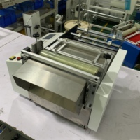 Machine de découpe automatique rouleau-à-feuille Huazhixin 300 mm 750 W 34 m/min pour film de ceinture en polypropylène, tissu non tissé, papier kraft