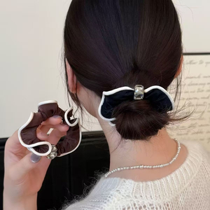 Hot Selling Fashionable Minimalist Dark Series Ruffle Hair Tie Versatile Niche Design Women's Hair Ties Wholesale Headwear - Product Image 1