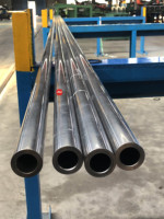 Tige creuse chromée de précision pour vérins hydrauliques robustes