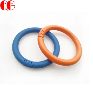 ความปลอดภัย Hign-คุณภาพปรับที่มีสีสันโรงงานขายส่งอุปกรณ์เสริมกระเป๋าแบรนด์อุปกรณ์เสริมแหวนพลาสติกที่กำหนดเองผลิตแหวน