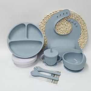 Juego de comedor para niños con diseño de oso clásico-Cuenco de silicona para bebé Cuchara Tenedor Sippy Cup - Product Image 3
