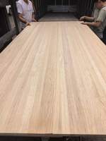 Planche de bois de frêne clair à grain visible, fournie en gros par l'usine, pour la décoration intérieure