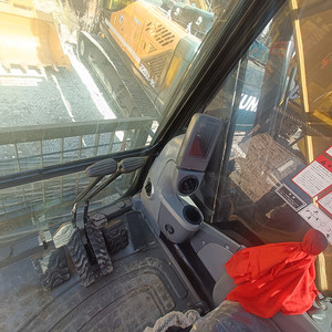 รถขุด CAT 320D2L ขนาด 20 ตัน พร้อมบุ้งกี๋ขุดขนาด 1 ลูกบาศก์เมตร รถขุดตีนตะขาบ cat320d2L มือสอง - Product Image 4