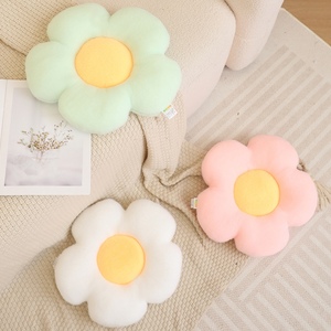 Oreiller en peluche super doux en forme de fleur, coussin en peluche adorable, nuage souriant, oreiller en peluche en forme de lune, étoile, décoration de la maison - Product Image 6