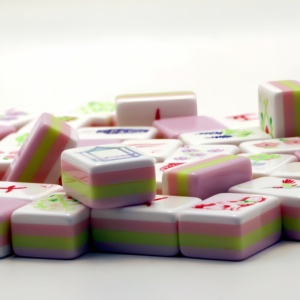 Juego de Mahjong Americano de Lujo Personalizado, Superficies de Acrílico de Cuatro Niveles, 160 Fichas de Juego, Ecológico y Duradero - Product Image 4